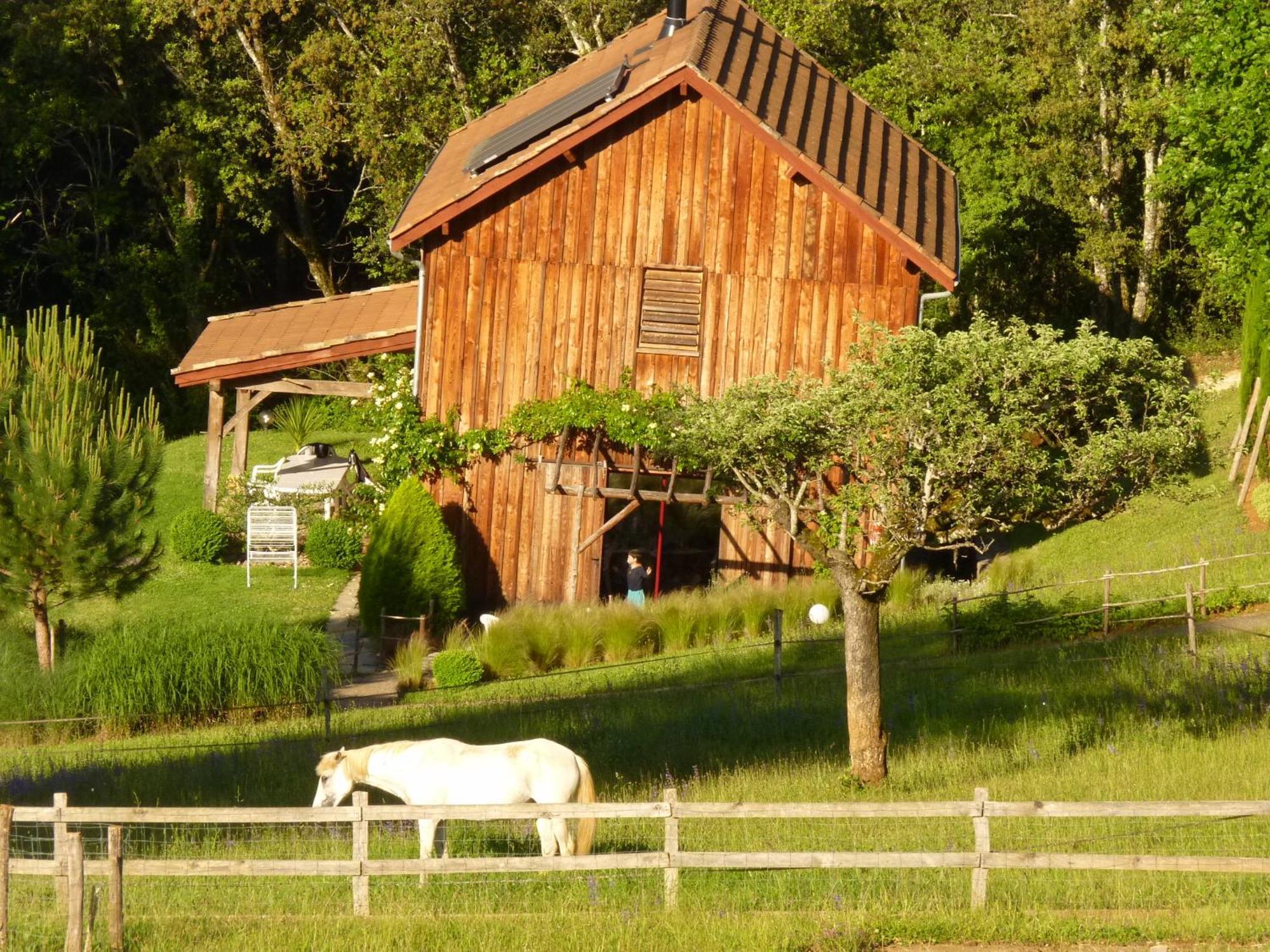 הוילה סרלה-לה קנדה Eco-Hameau Du Sentier Des Sources מראה חיצוני תמונה